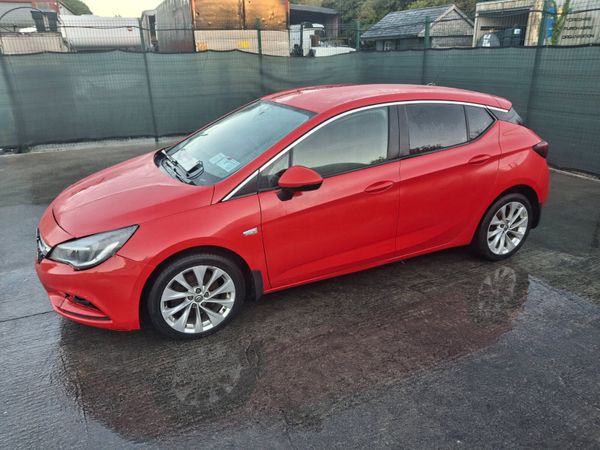 2016 Opel Astra  1.6 Diesel - Main image