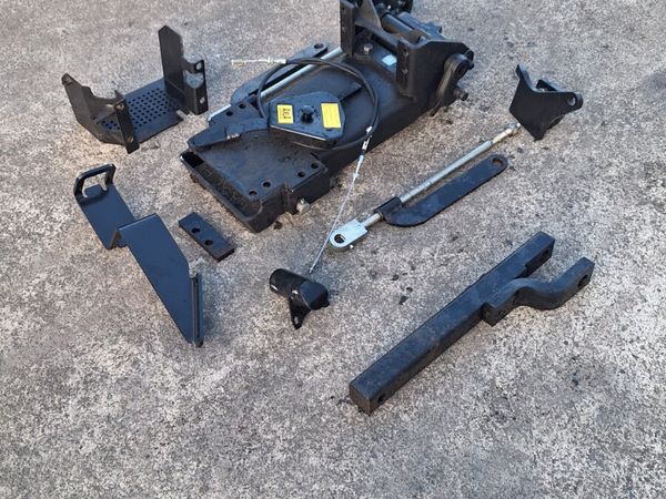 CBM Mouse Trap Hitch - Main image