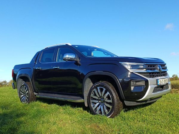 Volkswagen Amarok 2025 ONLY 16,900KMS!! - Main image
