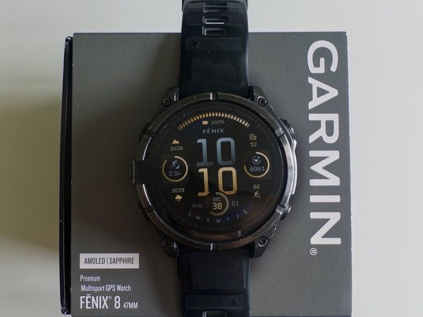 Garmin Fenix 8 Amoled Sapphire - Main image