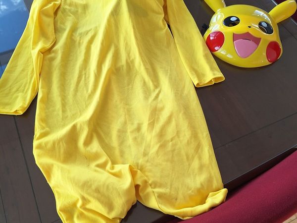 Pokemon costume with mask - Main image