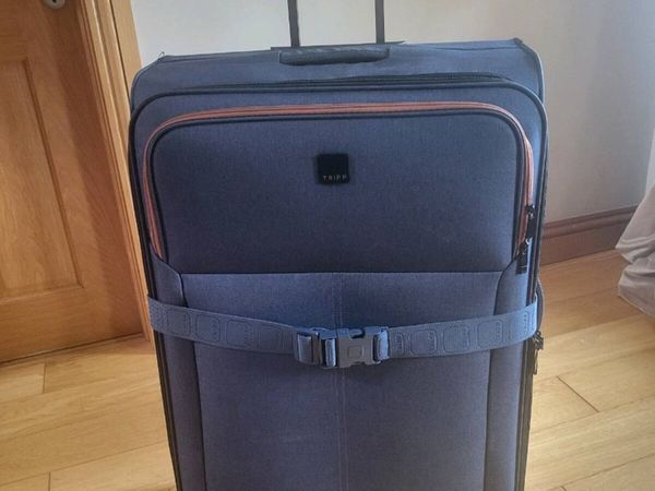 Tripp Affinity Large Navy Blue Expandable Suitcase - Main image