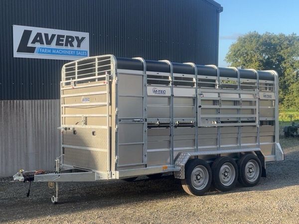 M-Tec livestock trailer with decks - Main image