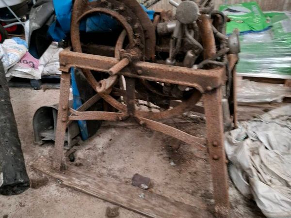 Old machinery collectable - Main image