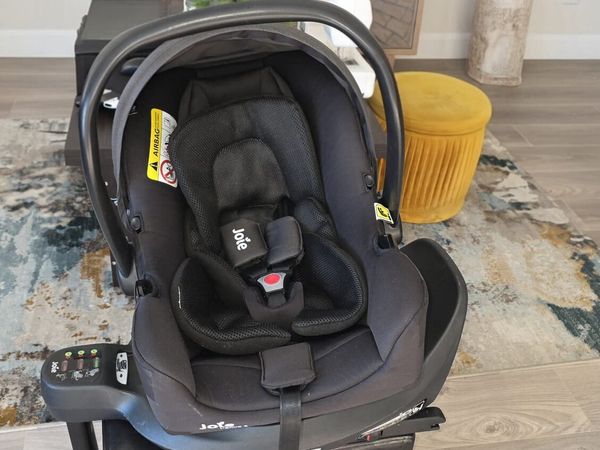 Joie I-snug 2 car seat and rotating car seat - Main image
