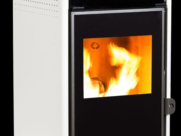 Ecoforest Creta 6 Pellet Stove, little use - Main image