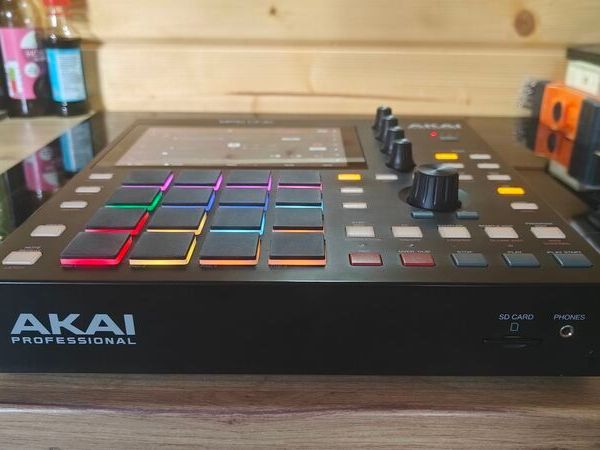 Akai MPC One Standalone Sampler / Sequencer (Near Mint / Updated to Latest MPC 3.9.1) - Main image