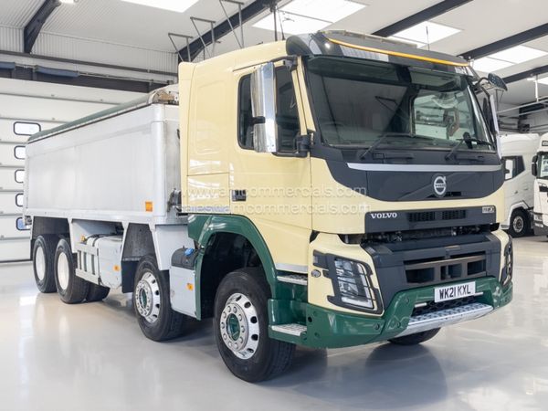 2021 VOLVO FMX 460 INSULATED TAR SPEC TIPPER - Main image