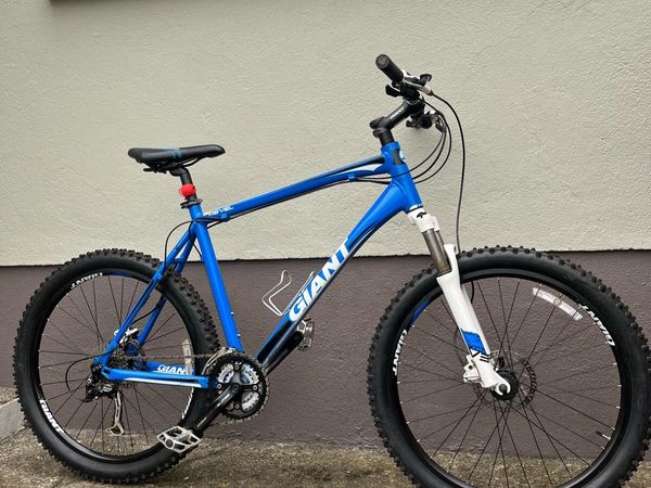 Giant Revel mountain bike - Main image