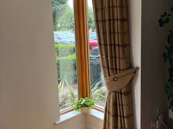 Curtains - Main image