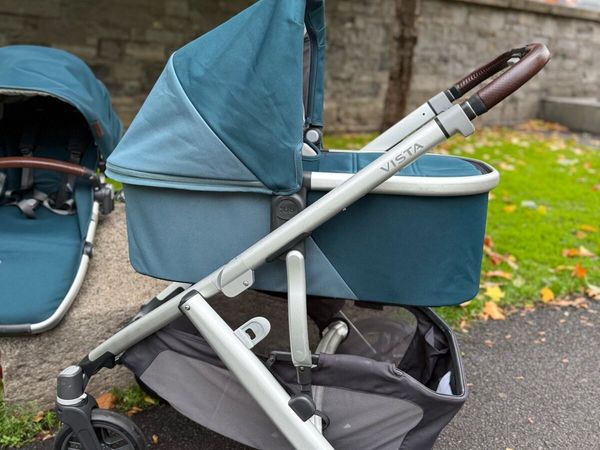 Uppababy Vista V2 Finn travel system - Main image