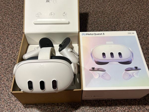 Meta Quest 3 512GB VR headset - Main image