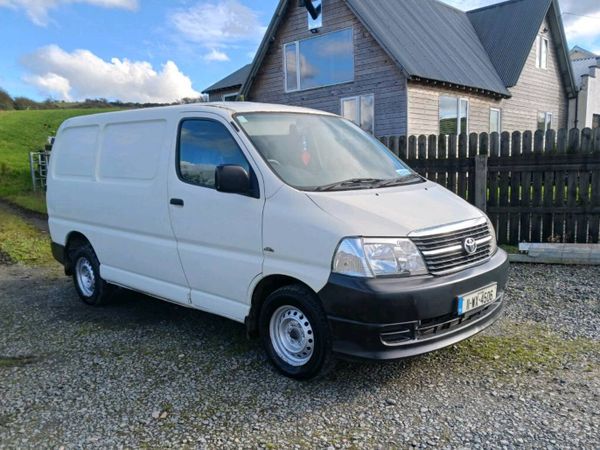 2011 toyota hiace , full test , 6500 euro - Main image