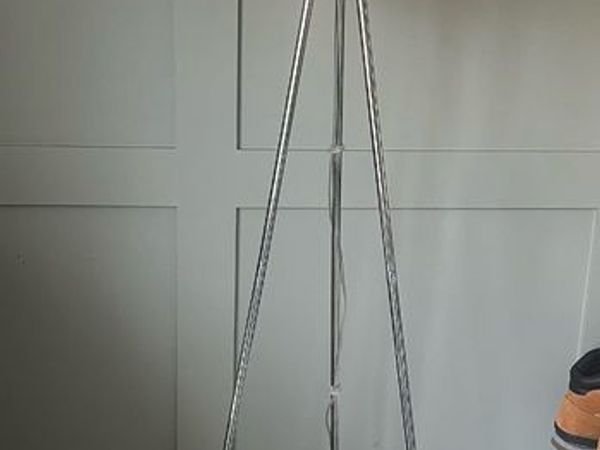 Floor lamp with yellow  drum shade - Main image