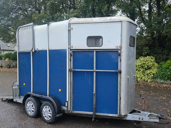 Ifor williams hb510 horsebox - Main image
