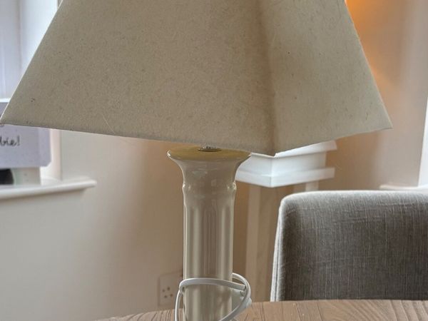 Lamp - 18 inches - Free to take away - Main image