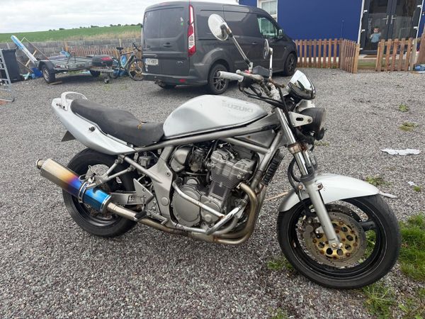 Suzuki bandit 600 for spares or repairs - Main image