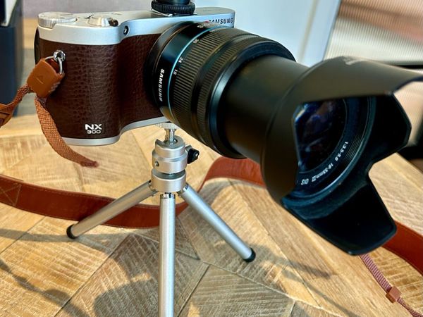 Samsung NX300 Camera - Main image