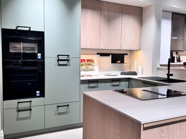 Ex Display Bauformat Kitchen & Neff Appliances - Main image