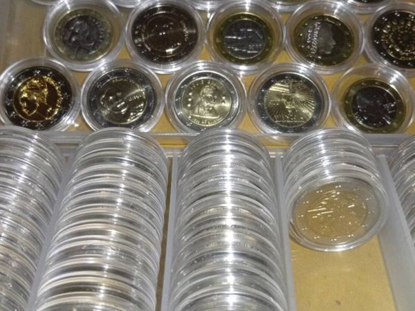 2 EURO COIN COLLECTION FOR SALE - Main image