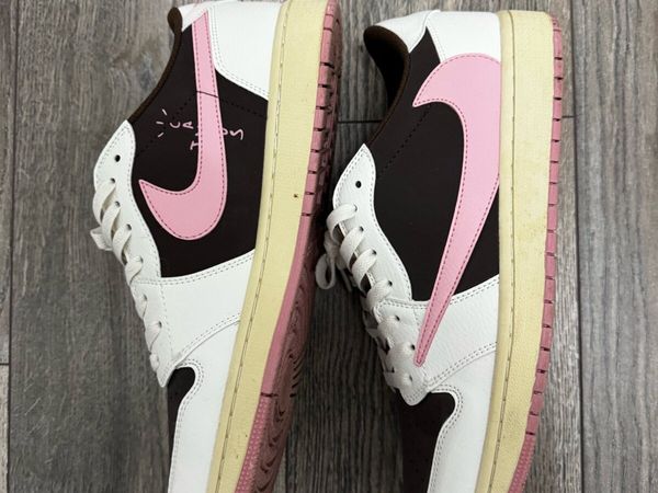 Air Jordan Travis Scott - Main image