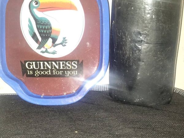 VINTAGE BOTTLE &  GUINNESS TRAY - Main image