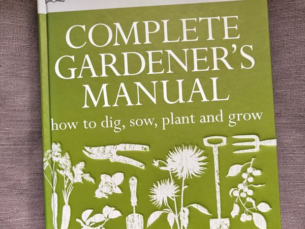 RHS Complete Gardeners Manual - Main image