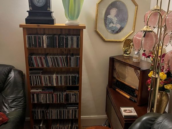 Cabinet with 300 CDs - Main image