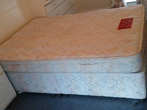 Double bed... Base and matching Mattress - Main image