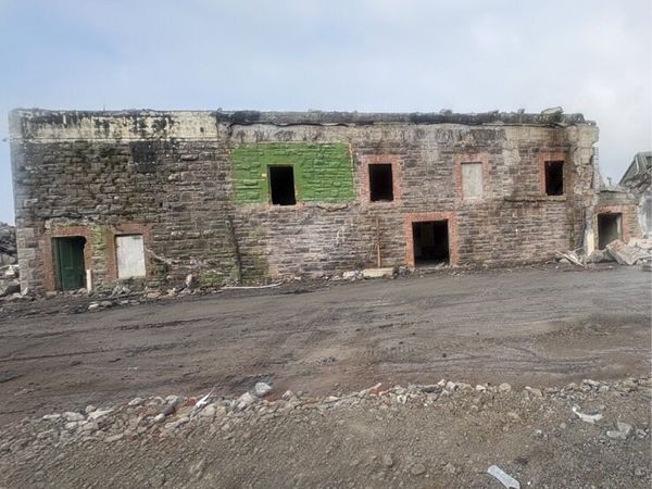 Building stone - Main image