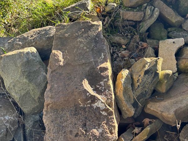 Building stone. - Main image