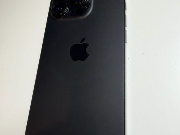 iphone 16 pro 256 sim free green - battery health 89% - Main image