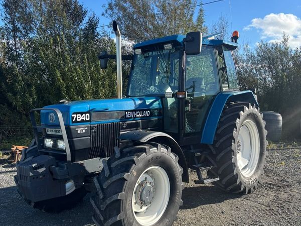 New Holland 7840 - Main image