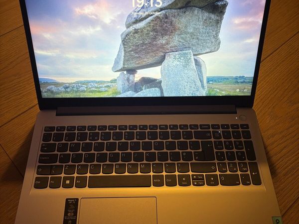 Lenovo Laptop - Main image