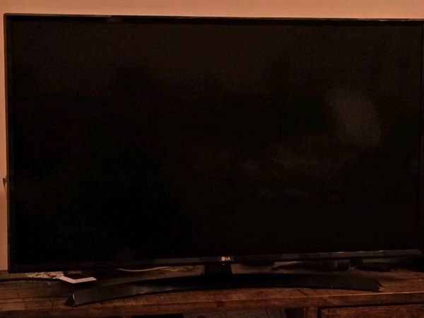 LG 43" 4K Ultra HD Smart TV (Model: 43UJ634V) - Main image