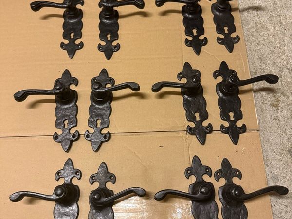 6 x Basta Fleur De Lys Antique Black Door Handles - Main image
