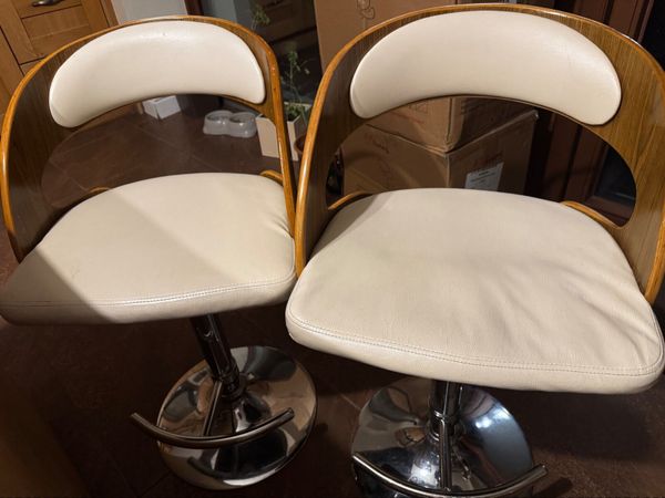 High back Stools - Main image