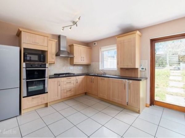 Kitchen full equipped - Main image
