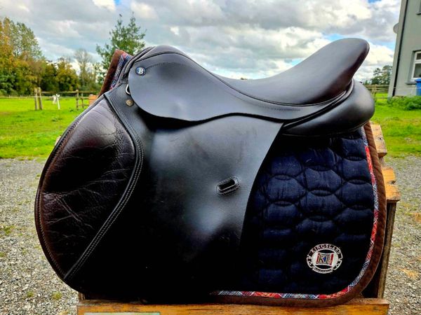 Barnsby Pro jump saddle - Main image