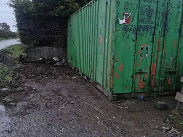 20x8 shipping container - Main image