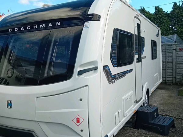 🌟Luxury 2020 coachman VIP 565 fixed single beds🌟 - Main image