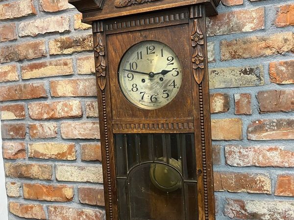 Vintage clock - Main image