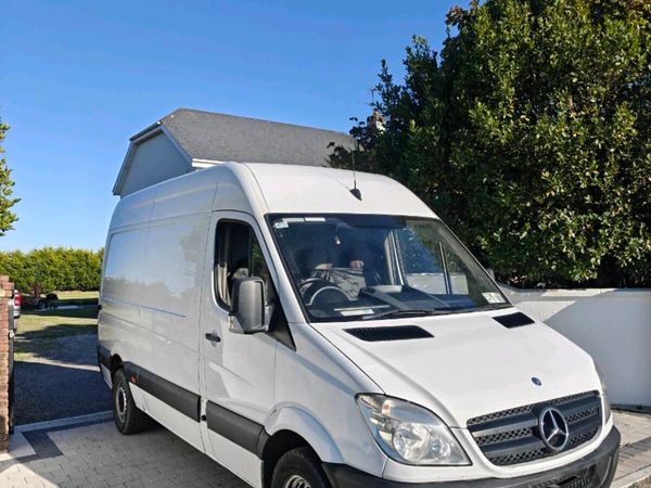Mercedes sprinter - Main image