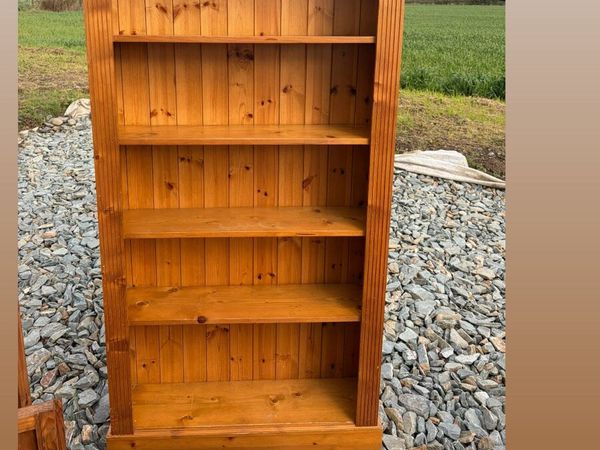 pine book shelf - Main image