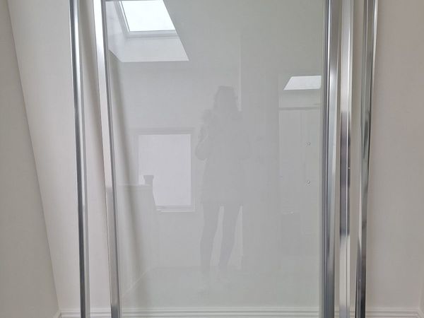 Merlyn infold shower door - Main image