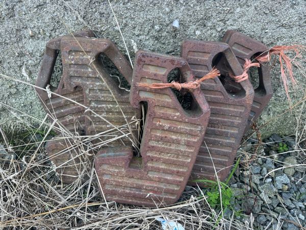Tractor weight - Main image
