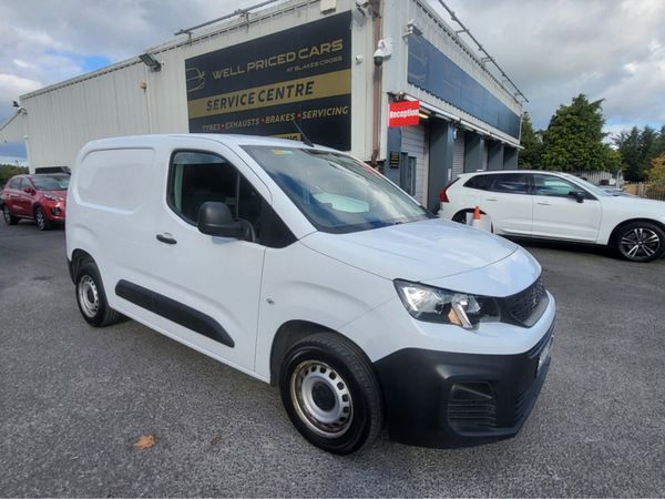 Peugeot Partner ACTIVE PLUS 1.5 BLUEHD - Main image