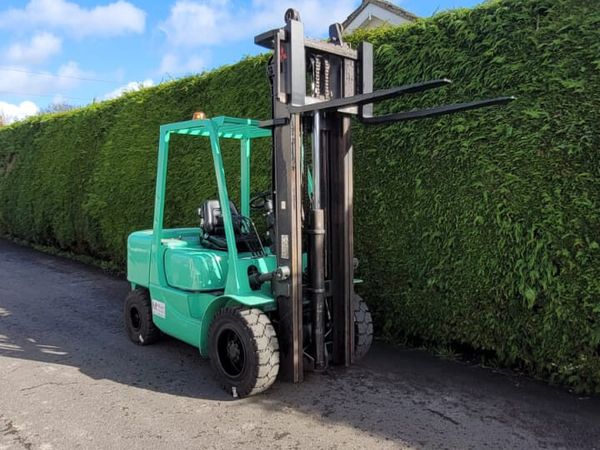 Mitsubishi 3.5 ton forklift - Main image