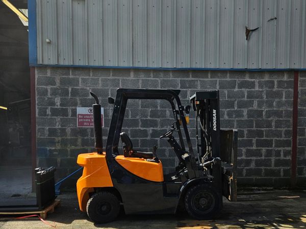 Doosan 2.5 ton forklift 2017 - Main image