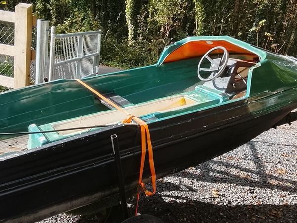 10ft Boat with trailer - Main image